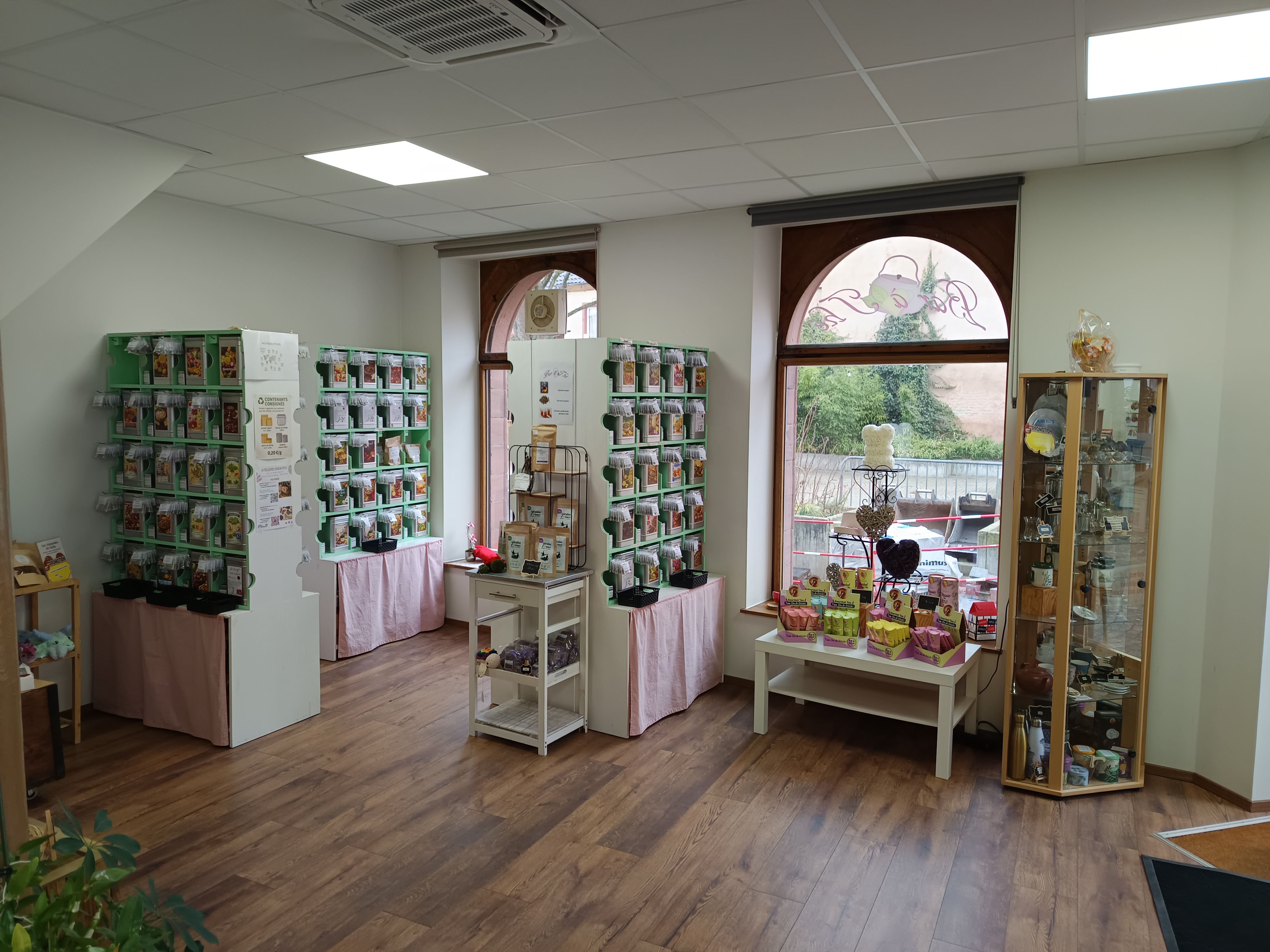 Boutique - plantes et comptoir